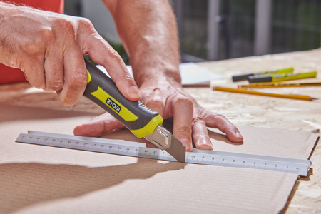 Wiertarka udarowa+2.0Ah+Ład. zestaw R18PD3-120TAH RYOBI | CIS Sklep