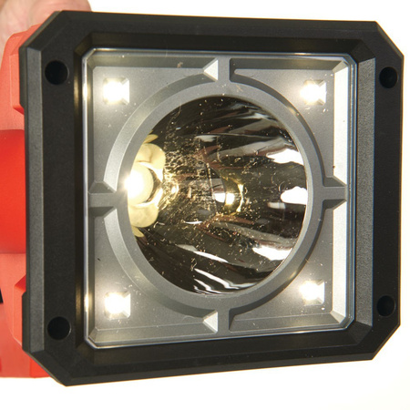Reflektor akumulatorowy LED IP54 M18SLED-0 MILWAUKEE | CIS Sklep