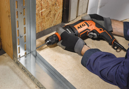 Wiertarka udarowa uchwyt bezkluczowy 750W SBE 750 RE AEG | CIS Sklep